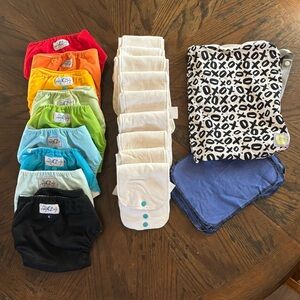 Lalabye Baby Reusable Sustainable Diapers w Liners, cleaning cloths, travel bag